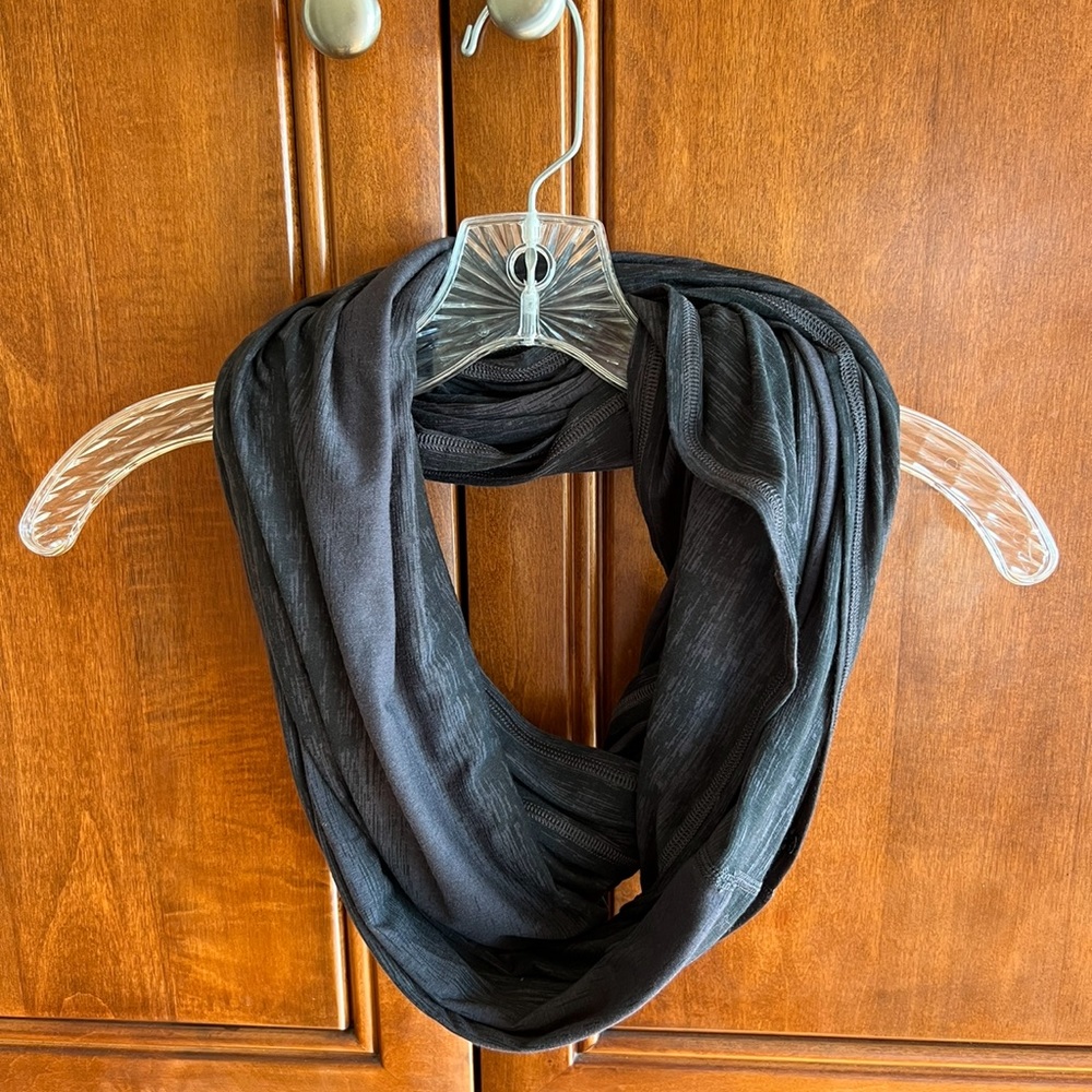 Lululemon Pima cotton infinity scarf